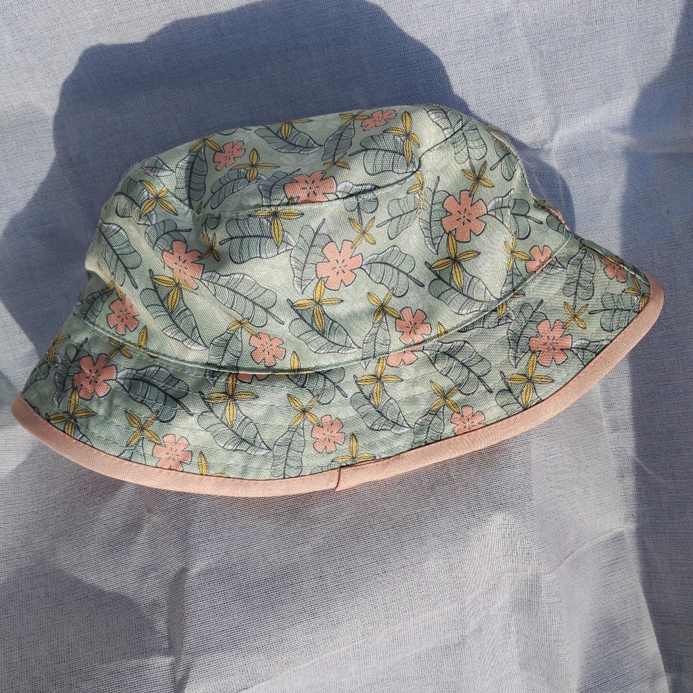 Disney Moana Tropical Bucket Hat - Pink and Green - Picture 5 of 8
